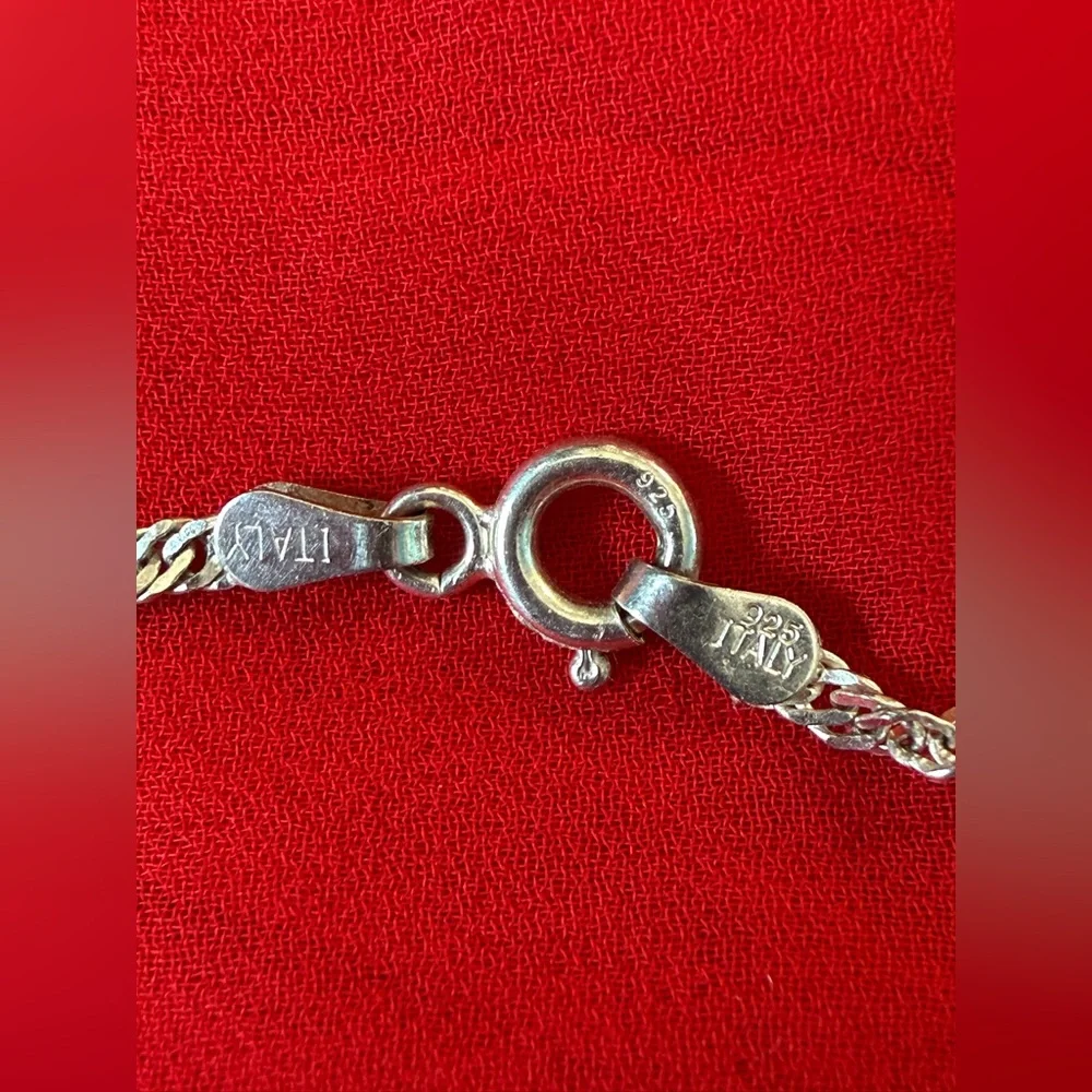 Sterling Silver filigree puffy heart necklace  11g .925 Italy
